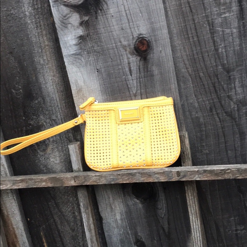 Nine West Wristlet